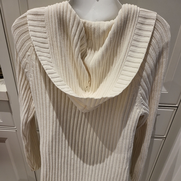 Cardigan - Picture 2 of 3